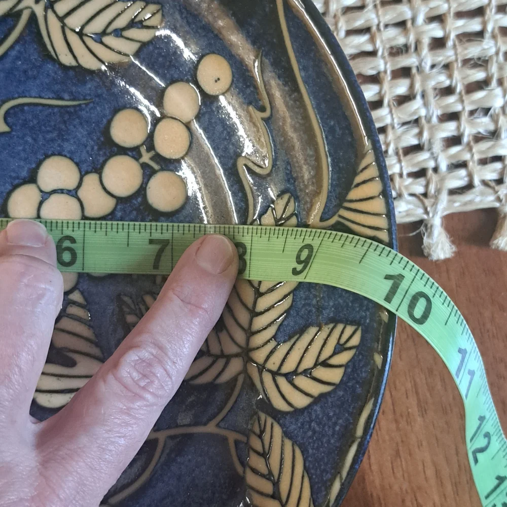 Sousaku Japan Pottery In Relief Dark Cobalt Blue Pasta Bowl Tan Leaves Set Of 4